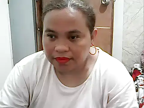 cutechubby online show from June 17, 10:33 pm