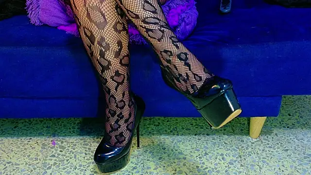 AriesVelvet online show from April 7, 4:25 am