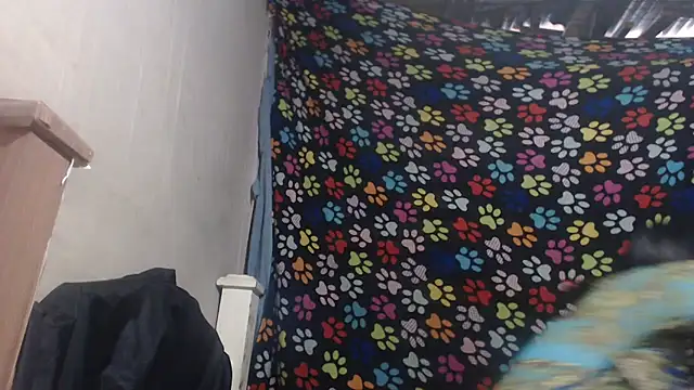 ELIZABET2- online show from April 4, 12:04 pm