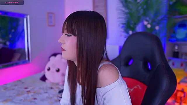 dakotaa 01 online show from March 9, 3:59 pm