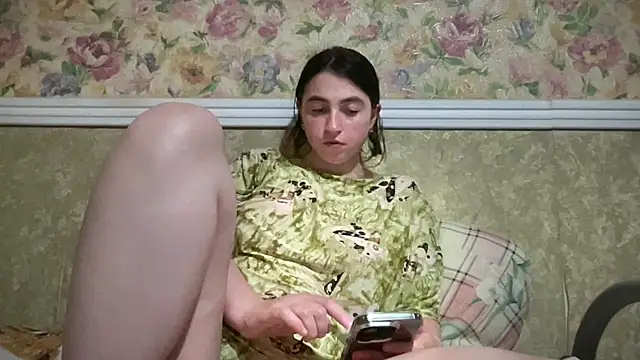 Aphr0ditee online show from July 25, 7:10 pm