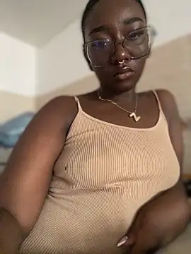 ZahhyGrey online show from March 7, 10:28 pm