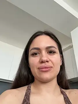 SiennaLuxexx online show from March 6, 2:12 pm