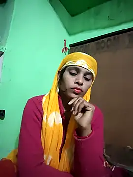 Rakhi hote online show from February 24, 10:52 pm