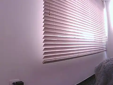 Fernanda andrew online show from March 21, 2:33 pm