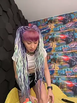 Tattoo  Moon online show from April 15, 11:16 pm