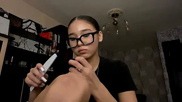 Ronnni Schmidt online show from February 3, 1:16 pm