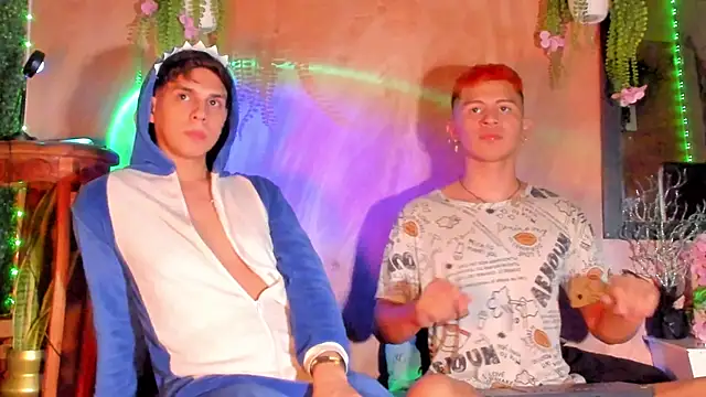 DeeQuinn Blaze online show from December 19, 10:24 pm