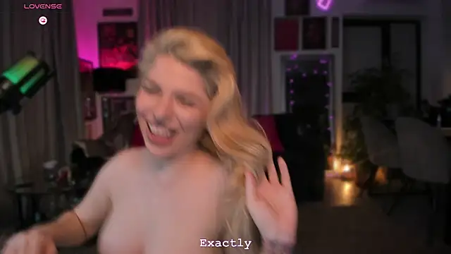 unicornsandboobs online show from February 10, 8:34 pm