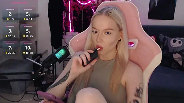 fantasy lisa online show from February 16, 11:15 pm