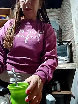 cari75 online show from April 9, 6:46 pm