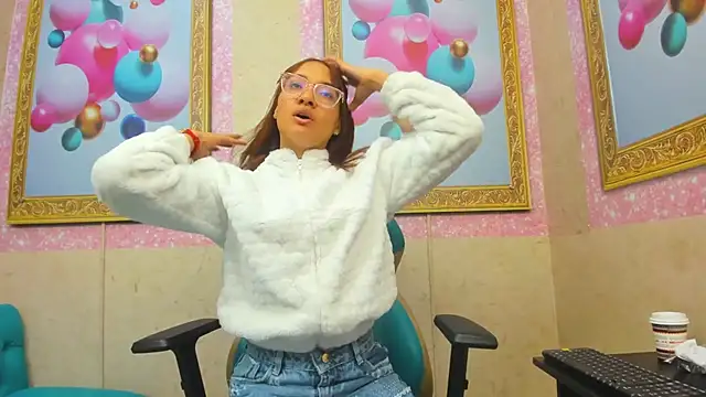 Jadde Greyy  online show from March 30, 11:54 am