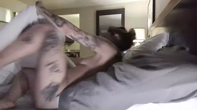 tialuna x69 online show from February 6, 6:50 am