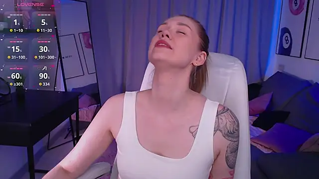 Alison Doody online show from March 30, 7:52 am