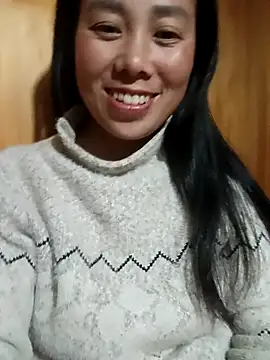 Chloe-ee online show from December 18, 12:43 pm