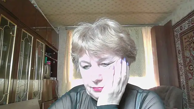 Casey peach online show from March 23, 12:00 pm