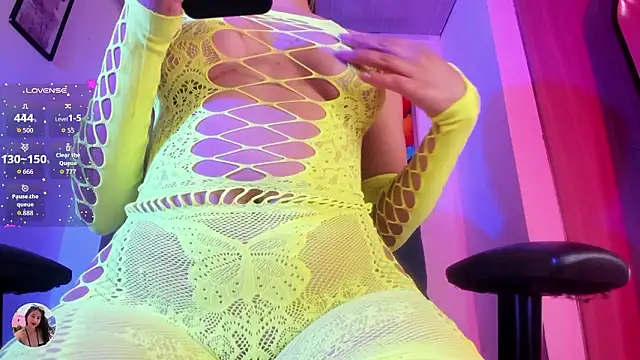 Violet Blazee online show from March 16, 2:43 pm