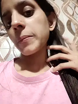 Eva 890 online show from March 9, 6:00 pm