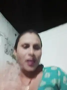 Cuty priti online show from July 4, 4:58 pm