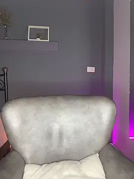 JennaMilf  online show from April 9, 6:13 pm