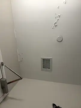 KittyCreamKisses online show from February 12, 4:03 am