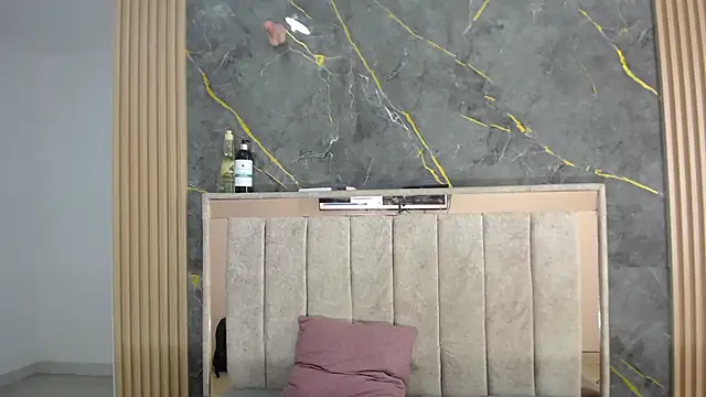 nina wood11 online show from January 18, 3:03 am