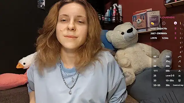 TiaraHenegan online show from February 12, 7:43 am