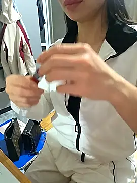 moon baby99 online show from March 18, 3:50 pm