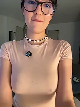 HinaSweet online show from March 29, 1:26 am