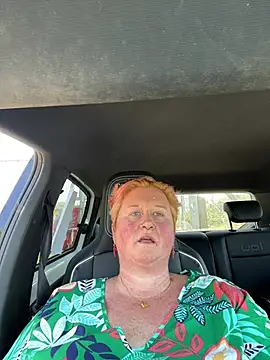 BustyRedxx online show from July 10, 10:27 am