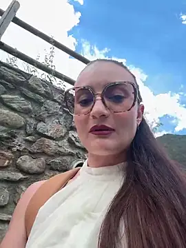 sexyminii online show from June 14, 2:50 pm