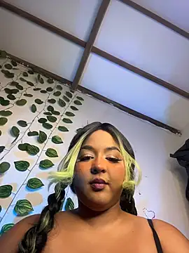 Isabella Belmont online show from February 19, 4:34 am