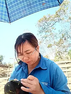 alycen online show from February 6, 7:01 am