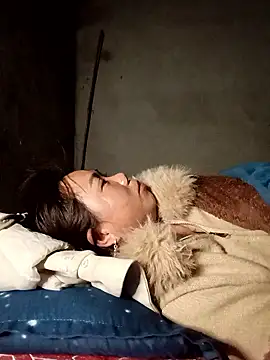 alycen online show from January 17, 10:06 pm