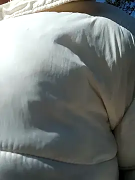 alycen online show from February 5, 7:00 am