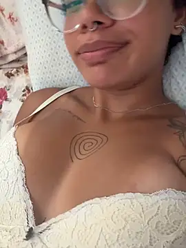 morceguinhapriv online show from February 16, 7:25 pm