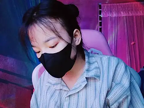 -Tamy- online show from March 25, 3:26 pm