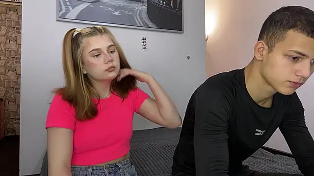 mirelcouple online show from February 9, 10:39 am