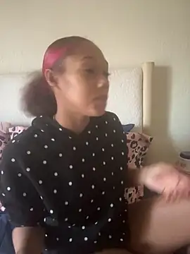 Tamiii420 online show from March 24, 5:29 pm