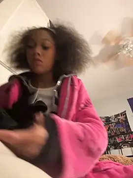 Tamiii420 online show from March 5, 1:12 am