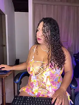  lissa 02 online show from April 11, 7:25 am