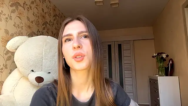 ElsieKuhlmann online show from March 9, 2:09 pm