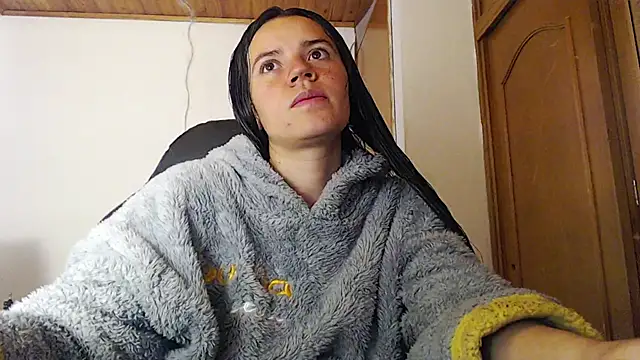 Shanel Lozano online show from April 15, 6:08 pm