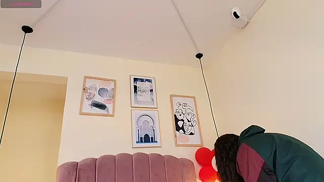 Hanabie  online show from February 24, 3:16 am