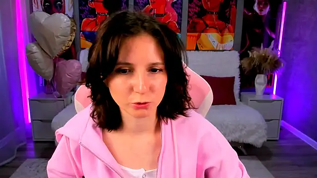 KikaOsterman online show from March 6, 12:11 pm