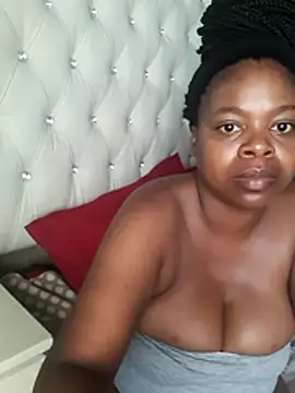 bigboobylicious online show from February 4, 11:35 am