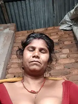 Hot di97 online show from April 16, 12:00 am