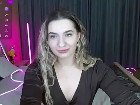 BellaaBlushh online show from February 11, 3:57 pm