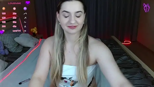 BellaaBlushh online show from February 20, 11:05 pm