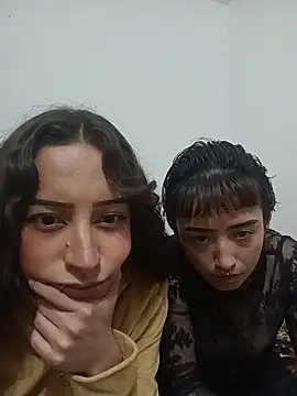 AlexxaAndRileyy online show from March 20, 10:03 pm